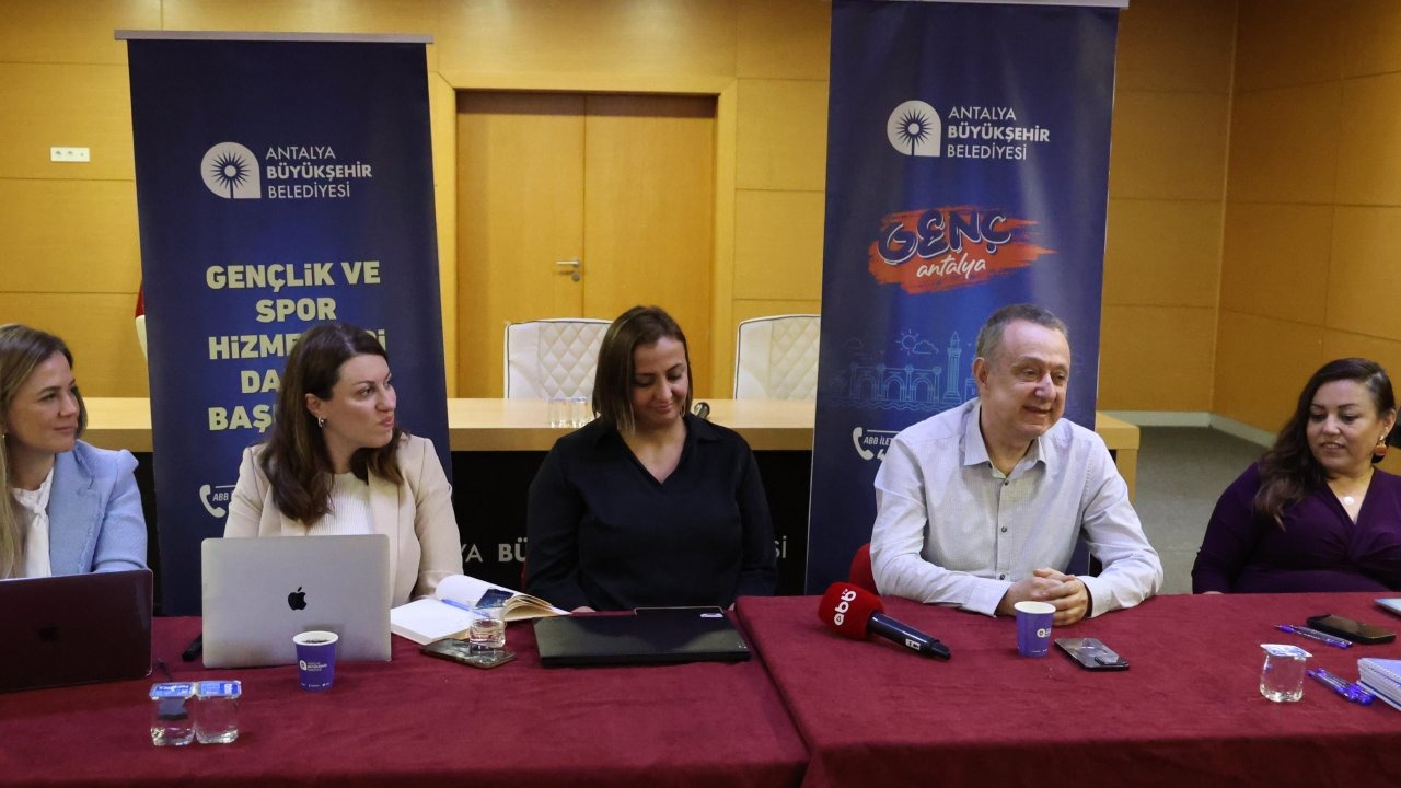 Büyükşehir gençlik çalışmalarını geliştiriyor