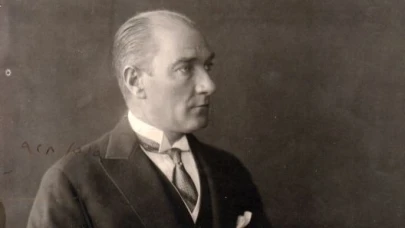 Atatürk'ün stüdyo fotoğraf çekiminde, videosu da olduğu ortaya çıktı