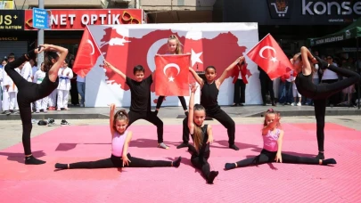 Serik'te Renkli 19 Mayıs Kutlaması