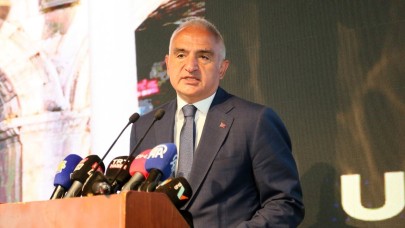 Bakan Ersoy: Temel hedef, 81 ilde 12 ay turizm