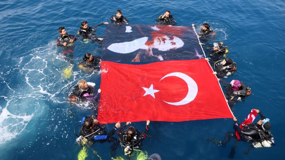 'Akdeniz'in Çanakkale'sine dalış yaptılar
