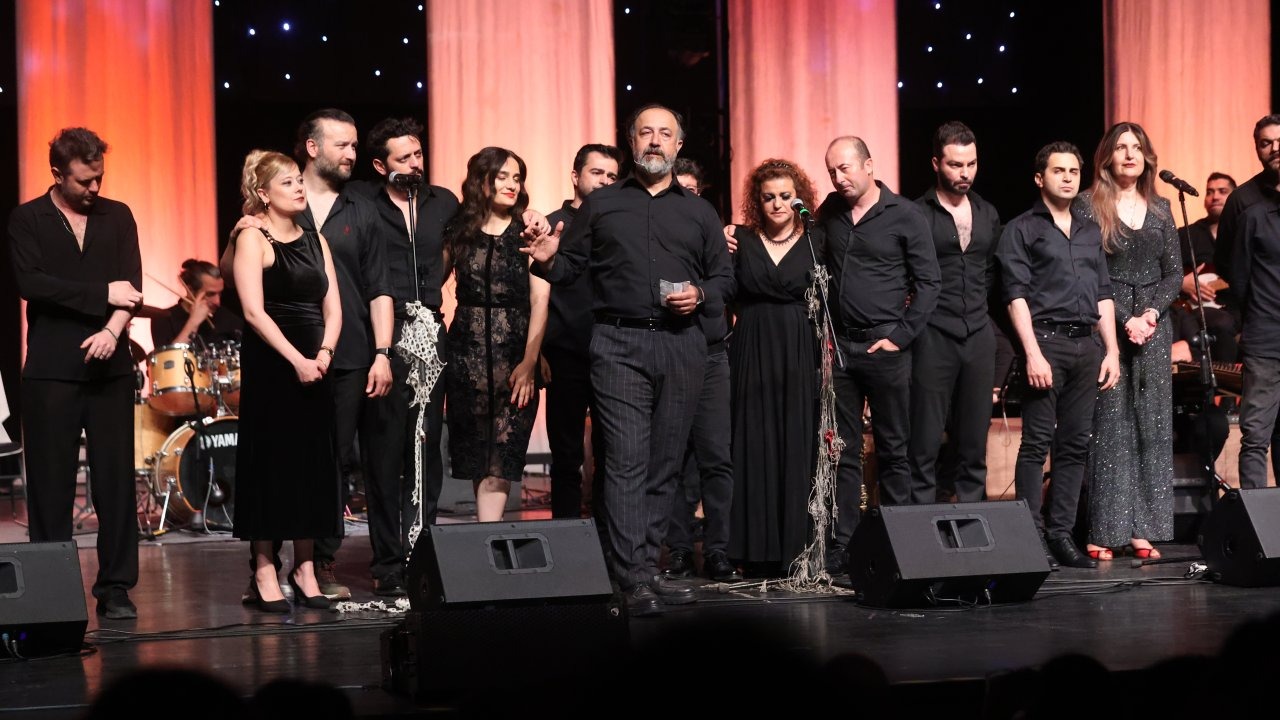 AŞT 41'inci yılında seyirci rekoru kırdı