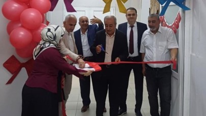 Akdenizli öğrenciler Hatay'da kütüphane kurdu