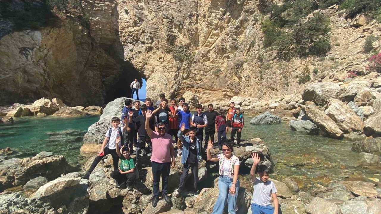 Alanya’da kıyı ekosistem tanıtım atölyesi düzenlendi