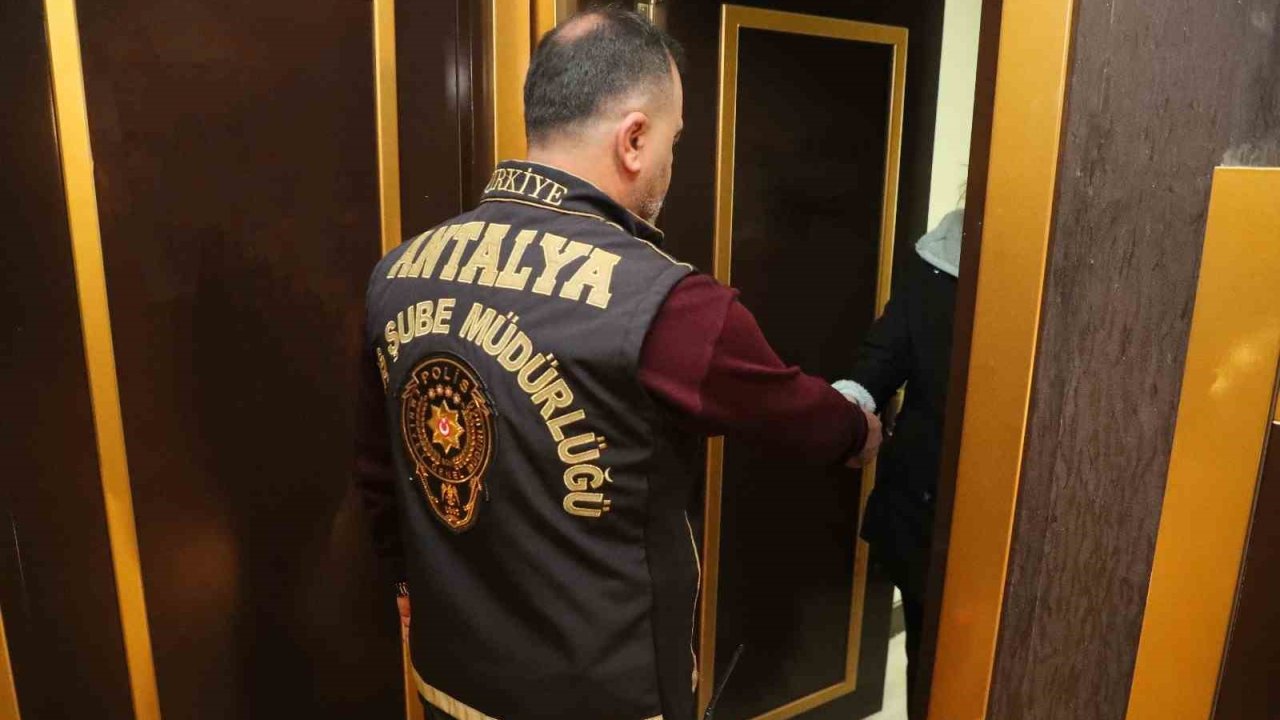 Antalya’da günübirlik konaklama yerlerine denetim: 1 işletme ve 5 kişiye ceza