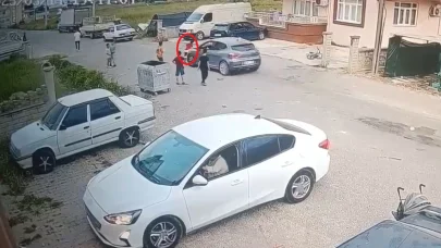 Antalya’da otomobilin çarptığı 7 yaşındaki çocuk yaşam mücadelesini kaybetti
