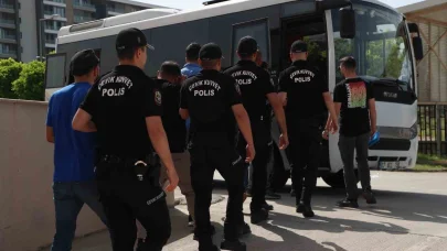 Antalya’da son 2 haftada bin 316 aranan şahıs yakalandı