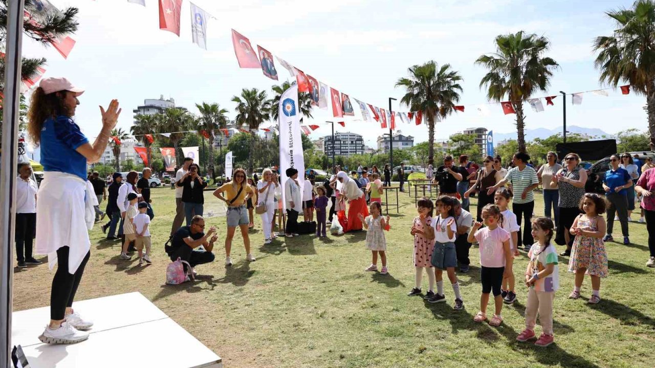 Antalyalılar Aile Haftası’nı şenlikle kutladı