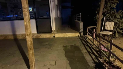 Cama yumruk atan çocuk ağır yaralandı