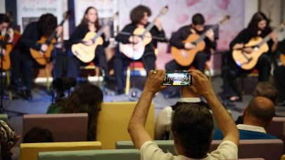 İsmail Baha Sürelsan Konservatuvarı’ndan "Gitar Orkestrası Konseri"