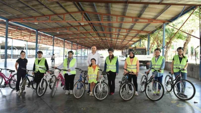 Kepez’de kadınlar hayallerine pedal çevirdi