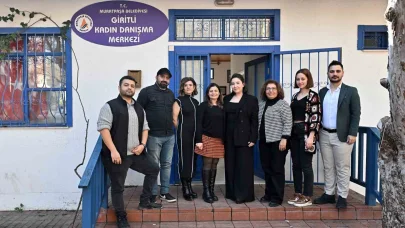 Muratpaşa’da sınava girecek öğrenci velilerine destek