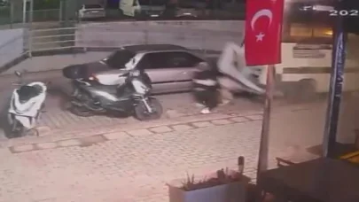 Sokakta tartıştığı kişilerin üzerine otomobil sürdü, gaza basıp kaçtı