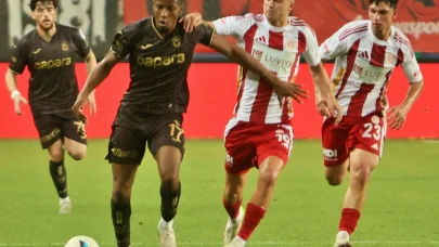 Trendyol Süper Lig: Antalyaspor: 0 - Trabzonspor: 2 (Maç sonucu)