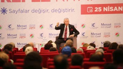 Uğur Dündar Kepez Kitap Fuarı'nda Anılarını Paylaştı