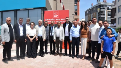 CHP'de bayramlaşma töreni