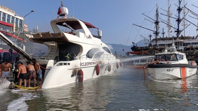 Lüks tekne yandı