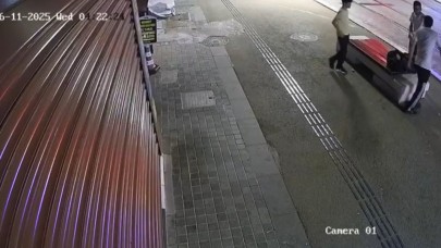 Bankta oturan kişiyi dövüp, parasını gasbetti