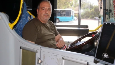 ANTALYA'da  10 bin liranın bulunduğu çantanın sahibi aranıyor.