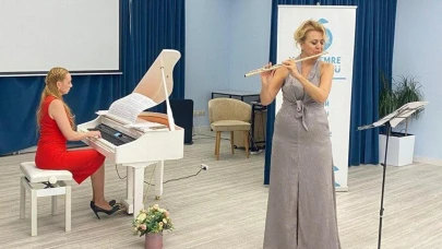 Antalyalı sanatçıdan Moskova'da flüt konseri