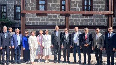 İran Büyükelçisi Habibullahzadeh: Nükleer tesislerimiz hasar gördü, ancak her daim yenilenebilir