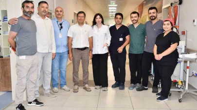 Alanya’da bayramın ilk gününde görev başındaki sağlık çalışanları unutulmadı