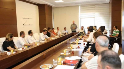 ALKÜ’de turizmin geleceği konuşuldu