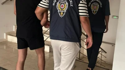 Antalya’da nitelikli dolandırıcılık ve bahis suçlarına operasyonu: 5 tutuklama