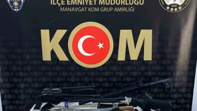 Antalya’da son bir haftada 33 şüpheli yakalandı, çok sayıda silah ve kaçak ürün ele geçirildi