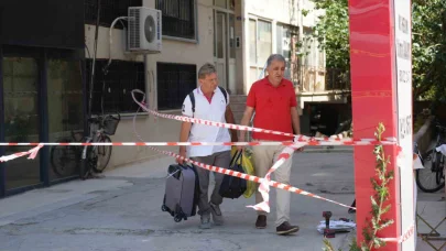 Antalya’da zemin kat kolonu patlayan 7 katlı bina tahliye edildi