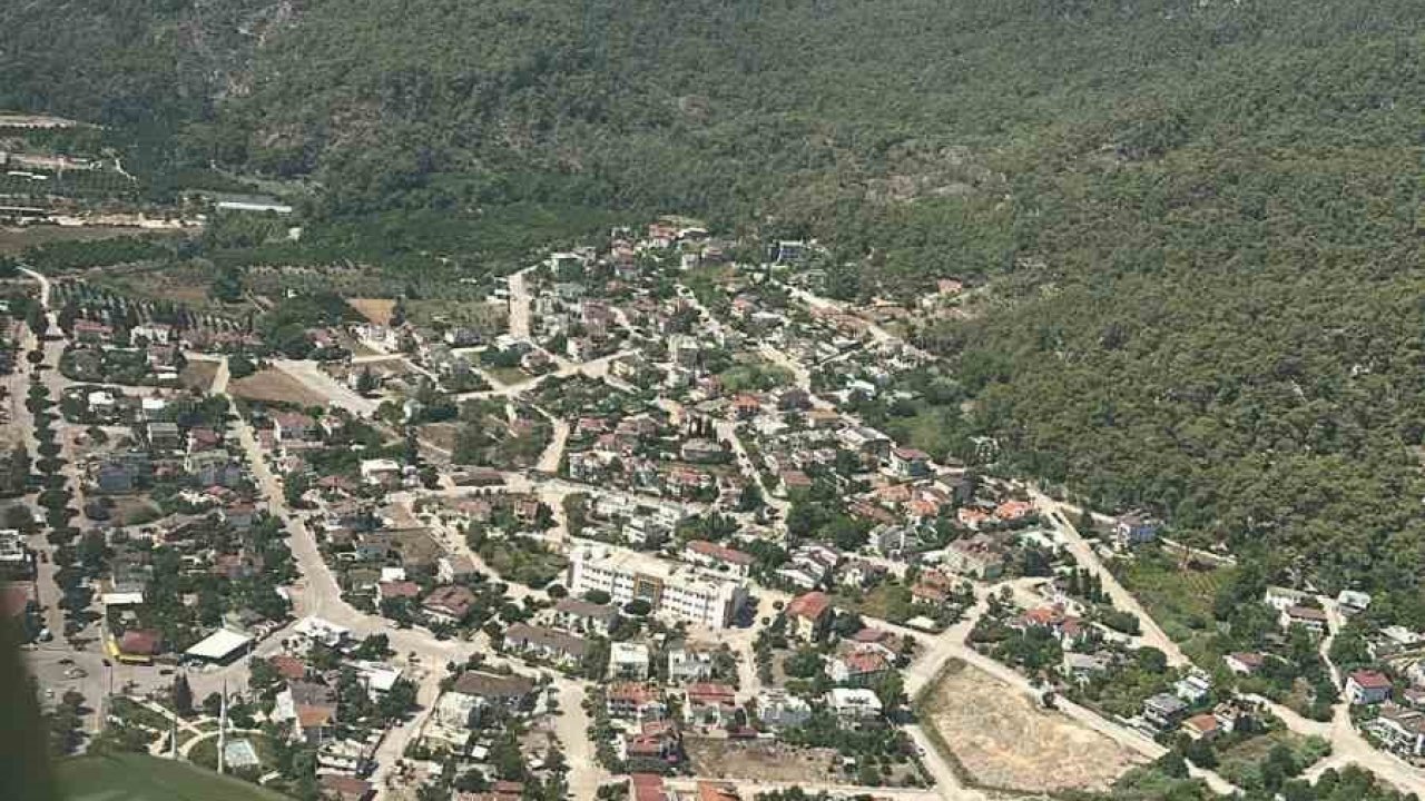 Kemer’de orman yangını