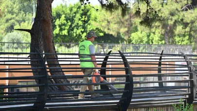 Kepez’de Tek Sarnıç Parkı’nda temizlik seferberliği
