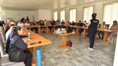 Kepez’den Huzurevi sakinlerine afet bilinci eğitimi