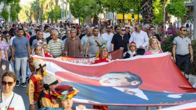 Minikler Türkiye Halk Oyunları Şampiyonası Manavgat’ta başladı