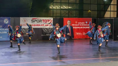 Minikler Türkiye Halk Oyunları Şampiyonası Manavgat’ta coşkuyla sona erdi