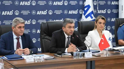 Vali Şahin: "Afetlere karşı müdahale kapasitemizi dünya standartlarının üstüne çıkarmak için çalışıyoruz"