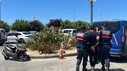 Birlikte yaşadığı eski eşini bıçakla yaraladı