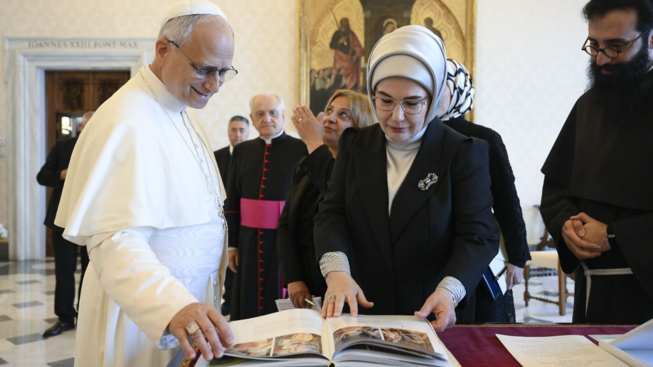 Emine Erdoğan, Papa 14’üncü Leo ile görüştü