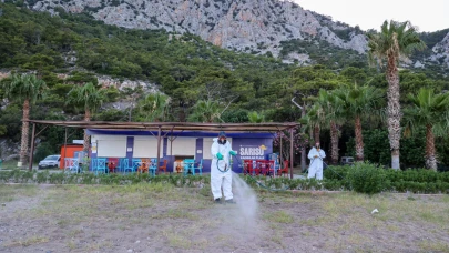 Antalya’da haşerelere karşı mücadele çalışmaları mesire alanlarında da sürüyor