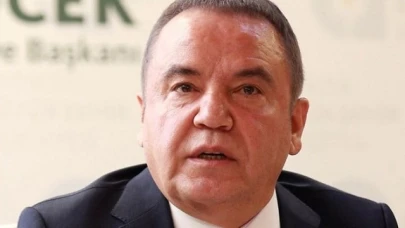 Antalya Büyükşehir Belediye Başkanı Muhittin Böcek gözaltına alındı