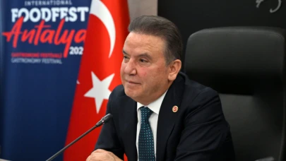 Antalya Büyükşehir Belediye Başkanı Böcek'e Tutuklama Kararı