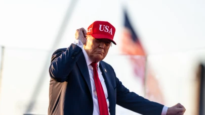 Trump, Güney Kore ve Japonya mallarına yüzde 25 tarife uygulanacağını duyurdu