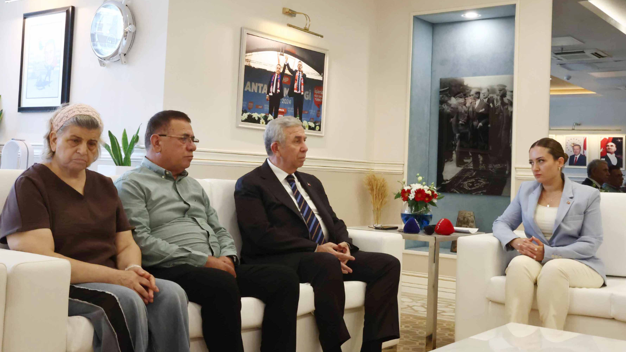 Mansur Yavaş Belediyeyi Ziyaret Etti
