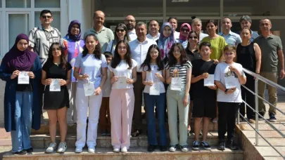 LGS'de başarılı olan öğrencilere ödül