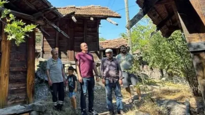 Başkan Kotan tarihi ambarları inceledi