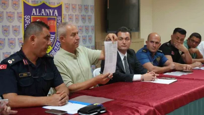 Alanya’da zabıtadan taksilere sivil takip