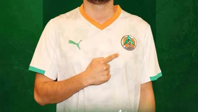 Alanyaspor, Fatih Aksoy ile 2 yıllık sözleşme imzaladı