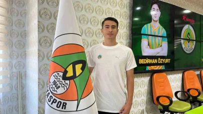 Alanyaspor, iki yerli oyuncu ile sözleşme imzaladı