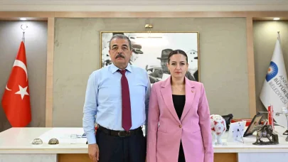 Büyükşehir Başkan Vekili Özdemir: "Başkanımızın niye böyle bir tutuklulukla baş başa kaldığını anlamakta güçlük çekiyoruz"