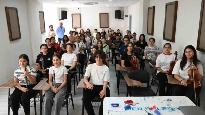 Kemer’de ücretsiz yaz kursları başladı